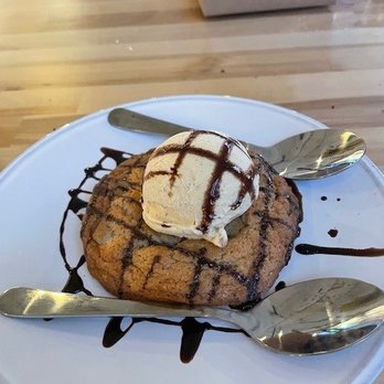 d'Alba - Chocolate Chip Cookie and Ice Cream - New American Near Me - Magnolia, Texas d'Alba - Chocolate Chip Cookie and Ice Cream - New American Near Me - Magnolia, Texas
