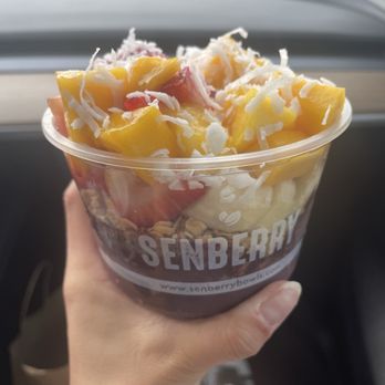 Senberry Bowls - THE MAGIC ACAI- regular - Acai Bowls Near Me - Fairfax, Virginia Senberry Bowls - THE MAGIC ACAI- regular - Acai Bowls Near Me - Fairfax, Virginia