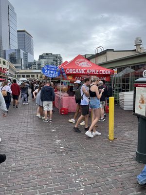 Tiny's Organic by null