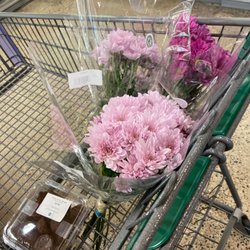 Lunds & Byerlys - Hostess gift to be blended and made to look spectacular