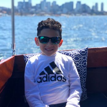 Candere Cruising - Boat Tours Near Me - Seattle, Washington