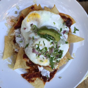 Tower Cafe - Chilaquiles de Oaxaca - Breakfast & Brunch Near Me - Sacramento, California