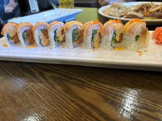 Red 8 Asian Bistro & Sushi Bar by null
