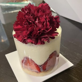 Hinar - strawberry - Cafes Near Me - San Diego, California