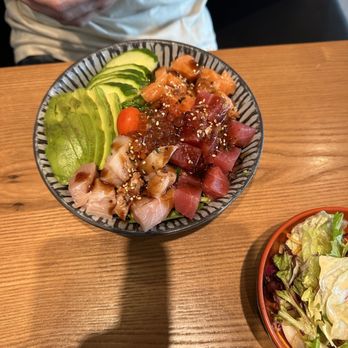Iza Robata•Ramen - Rainbow Poke - Ramen Near Me - Houston, Texas