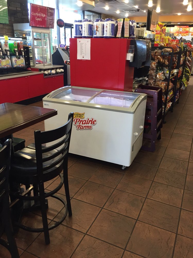 DODGE’S SOUTHERN STYLE Updated October 2024 1204 W 7th St