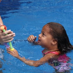 AquaMobile provides private swim lessons for children and adults