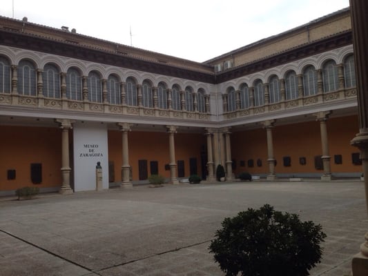 Zaragoza Museum by null