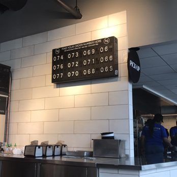 honeygrow - Where you can follow your order to pick up - Salad Near Me - Boston, Massachusetts