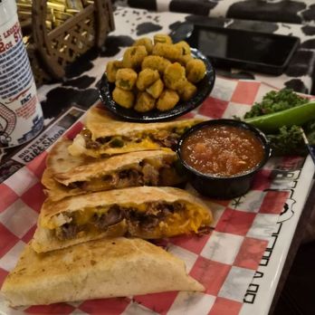 The Big Texan Steak Ranch - Steak quesadilla - Steakhouses Near Me - Amarillo, Texas The Big Texan Steak Ranch - Steak quesadilla - Steakhouses Near Me - Amarillo, Texas