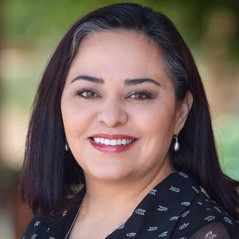 Lighthouse Psychiatry Advanced TMS - Estefana Johnson, LCSW, ART/Trauma Therapist - Counseling & Mental Health Near Me - Gilbert, Arizona