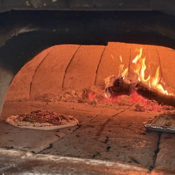 Bombing Range Brewing Company - Wood fired pizza - Breweries Near Me - Richland, Washington