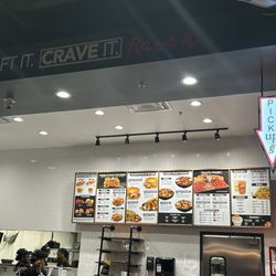 Huey Magoo's - Pearl - Counter and menu