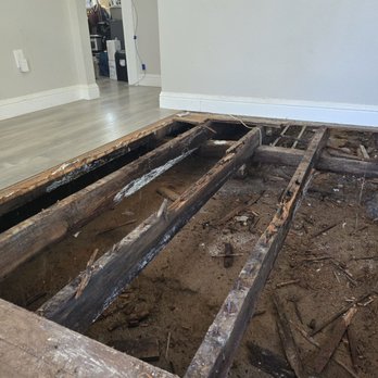 Majestic Construction and Design - Rottening wood - General Contractors Near Me