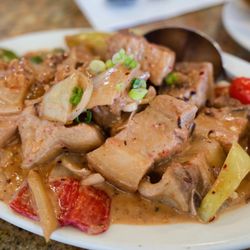 Tita Mia Filipino Restaurant & Cafe - Pork bicol express