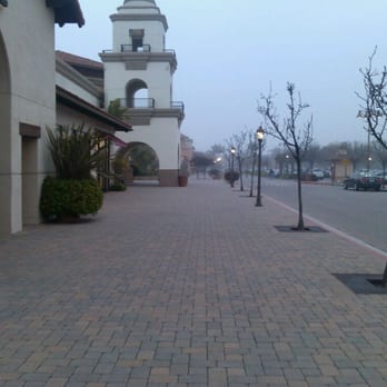 Camino Real Marketplace - Shopping Centers Near Me - Goleta, California