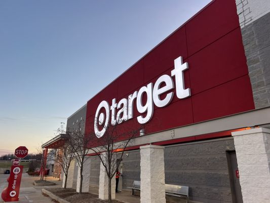 Target Rochester Minnesota TARGET - Updated May 2026 - 73 Photos & 18 Reviews - 4611 Maine Ave SE ...