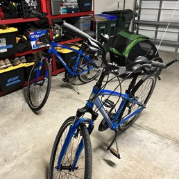 Jamis Bikes and dog carrier Jamis Bikes and dog carrier