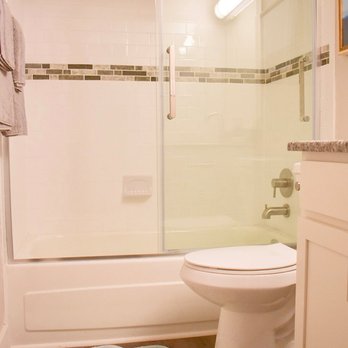 Walnut Crossings - Bathroom - Apartments Near Me - Monroeville, Pennsylvania Walnut Crossings - Bathroom - Apartments Near Me - Monroeville, Pennsylvania