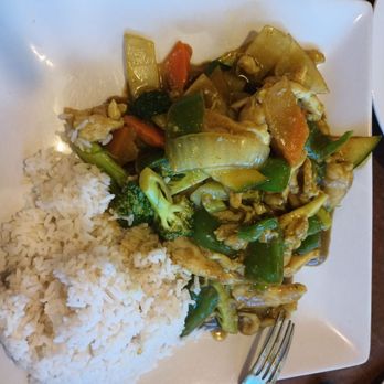 Shan Hu Chinese Restaurant - Curry chicken with white rice - Chinese Near Me - Houston, Texas Shan Hu Chinese Restaurant - Curry chicken with white rice - Chinese Near Me - Houston, Texas