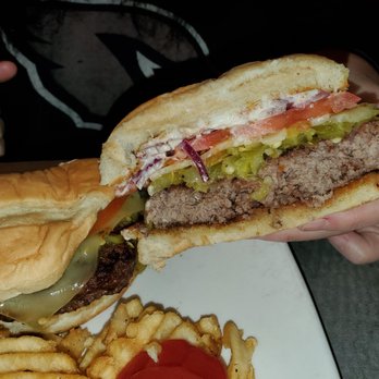 Augie's Sports Grill - Burger - American Near Me - Goodyear, Arizona