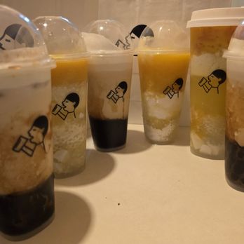 Heytea - Supreme brown sugar Bobo milk & coconut mango boom - Bubble Tea Near Me - Daly City, California
