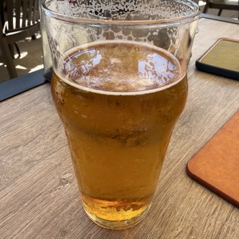 Saugatuck Brewing Co - Blueberry Lemonade Shandy - Brewpubs Near Me - Douglas, Michigan