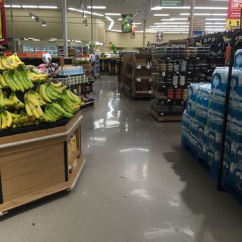 Food Lion - bananas in a grocery store - Grocery Near Me - Fuquay Varina, North Carolina Food Lion - bananas in a grocery store - Grocery Near Me - Fuquay Varina, North Carolina