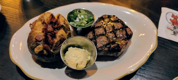 THE RED FOX STEAKHOUSE AND PIANO BAR - Updated December 2024 - 753