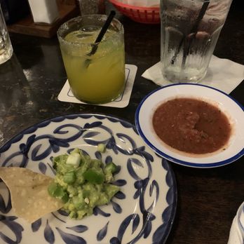 Los Tios - Chips with Salsa and Guacamole - Tex-Mex Near Me - Houston, Texas Los Tios - Chips with Salsa and Guacamole - Tex-Mex Near Me - Houston, Texas