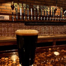 Copp Brewery & Winery - Nice beer on a nice bar