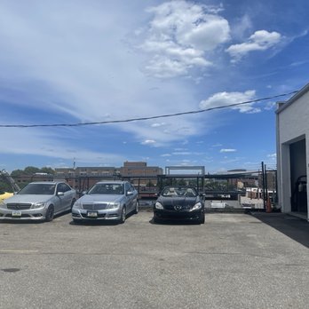 Beckley Automotive Services - Large lot - Auto Repair Near Me - Des Moines, Iowa