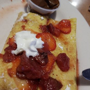 Ely’s Restaurant - Strawberry Cream Cheese Crapes with a side on Nutella - Breakfast & Brunch Near Me - Henderson, Nevada