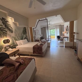 Iberostar Selection Paraíso Maya Suites - The room- very comfortable, quiet and clean - Resorts Near Me - Playa del Carmen, ROO Iberostar Selection Paraíso Maya Suites - The room- very comfortable, quiet and clean - Resorts Near Me - Playa del Carmen, ROO