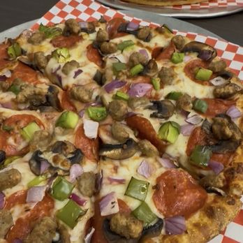 Pizza Twist - Twist pizza / butter chicken pizza - Pizza Near Me - Berkeley, California Pizza Twist - Twist pizza / butter chicken pizza - Pizza Near Me - Berkeley, California