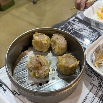 Hong Kong Food - Pork and shrimp dumpling - Hong Kong Style Cafe Near Me - Plano, Texas Hong Kong Food - Pork and shrimp dumpling - Hong Kong Style Cafe Near Me - Plano, Texas