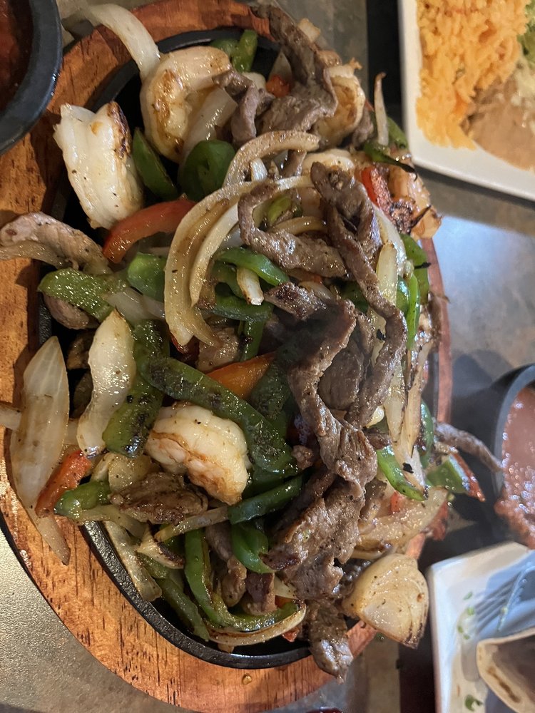 Los Aztecas Mexican Restaurant