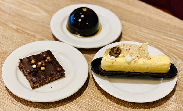 CH Patisserie by null