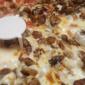 Seniore's Pizza - Pizza Near Me - San Mateo, California