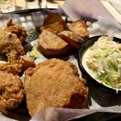Stonewood Smokehouse Bar & BBQ - Tuesday night fried chicken special for eight dollars. It also came with a huge chicken breast not pictured.