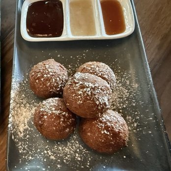 Elite Experience: Postino Del Mar - Donut dots - Yelp Events Near Me - San Diego, California Elite Experience: Postino Del Mar - Donut dots - Yelp Events Near Me - San Diego, California