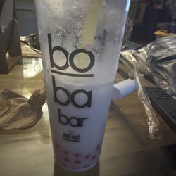 Poke Poke - Sushi Unrolled - Coconut milk tea with strawberry