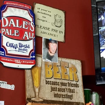 Pub32 - Love their knick-knacks everywhere! - Pubs Near Me - Lincoln, New Hampshire