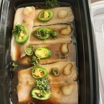 Wokcano - Hamachi $16.50 for 6 pieces 7/10 - Sushi Bars Near Me - Burbank, California Wokcano - Hamachi $16.50 for 6 pieces 7/10 - Sushi Bars Near Me - Burbank, California
