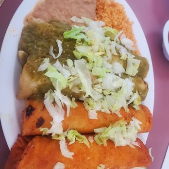 Hilda's Mexican Restaurant - Green and Red chicken enchiladas very good nicely portioned home made tortilla - Mexican Near Me - Stockton, California Hilda's Mexican Restaurant - Green and Red chicken enchiladas very good nicely portioned home made tortilla - Mexican Near Me - Stockton, California