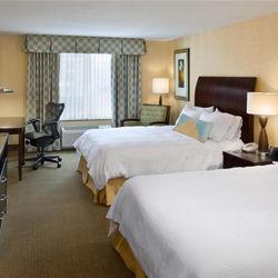 Hilton Garden Inn Mankato Downtown - Guest room