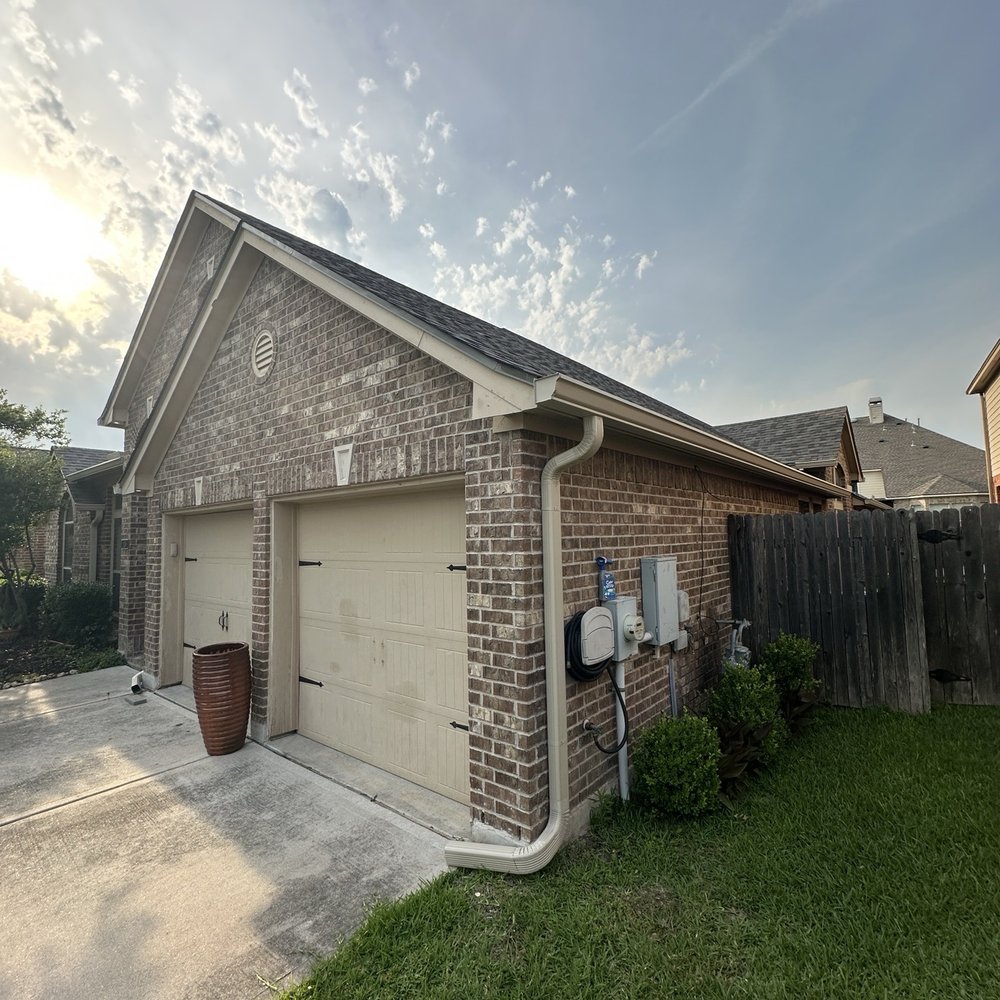 Mister Seamless Rain Gutter - Gutter Services Near Me - Manor, Texas Mister Seamless Rain Gutter - Gutter Services Near Me - Manor, Texas