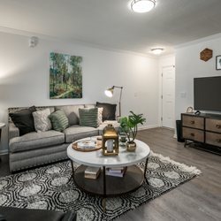 Landmark by Hawthorne Residential