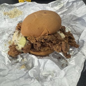 Burning Bridges - Gluten free fried chicken sandwich plain hot - Barbeque Near Me - Omaha, Nebraska
