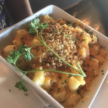 Morrison - Happy hour mac n cheese. So creamy! - Gastropubs Near Me - Los Angeles, California